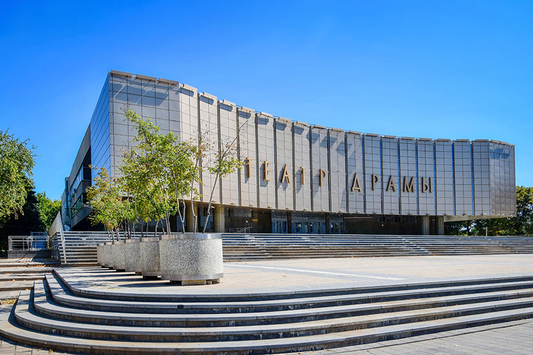 Фото точки Театральная площадь