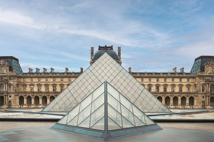Фото точки Лувр